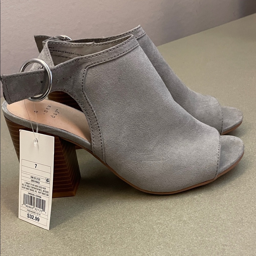 a new day Grey Suede Peep-Toe Block Heel Slingback Sandals
